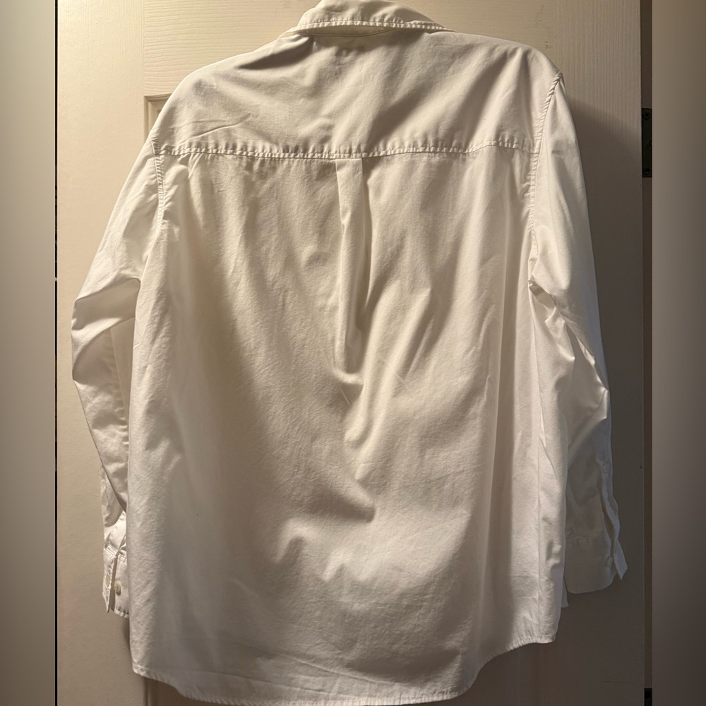 Gap Long Sleeve Big Shirt in White with Jewel Buttons - Picture 5 of 5